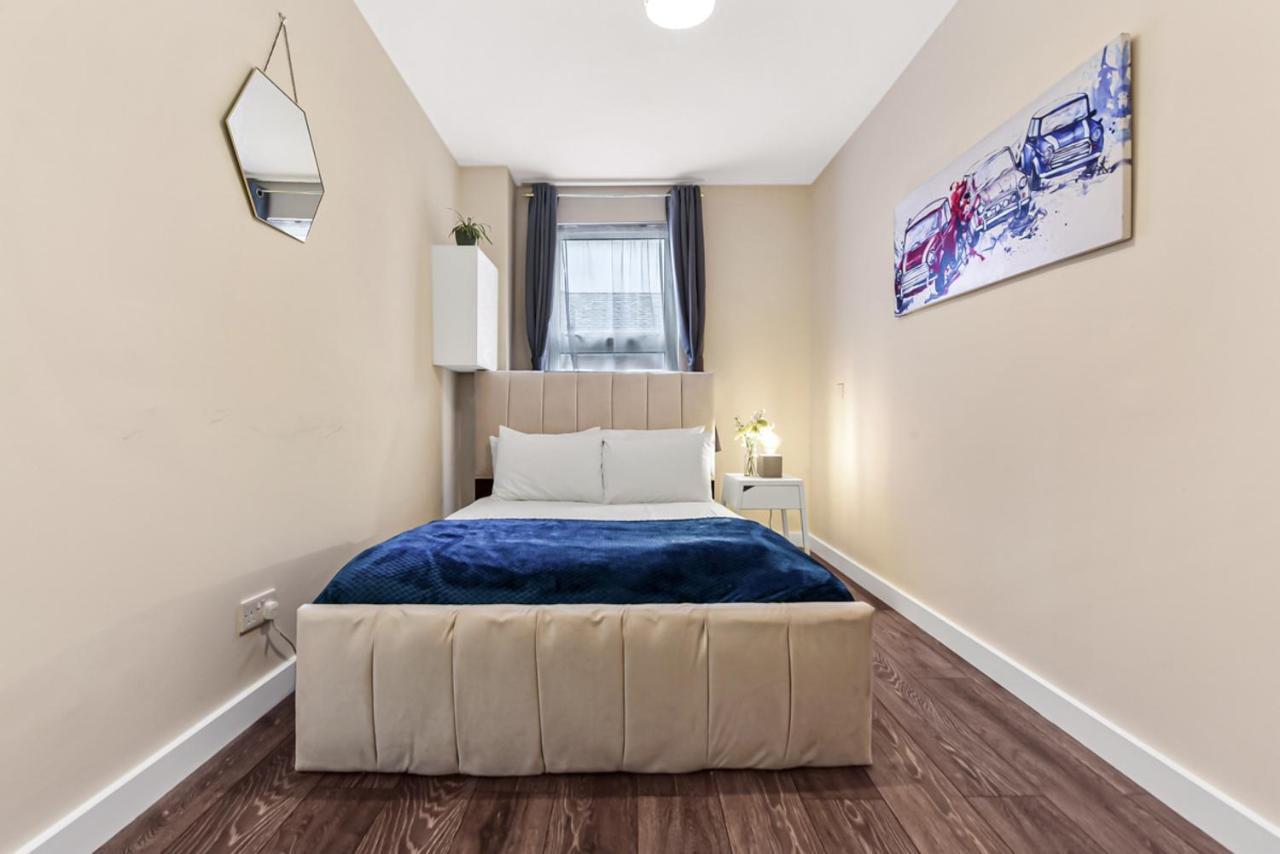 Family Friendly, Zone 2, 2 Beds, Overground London Bagian luar foto
